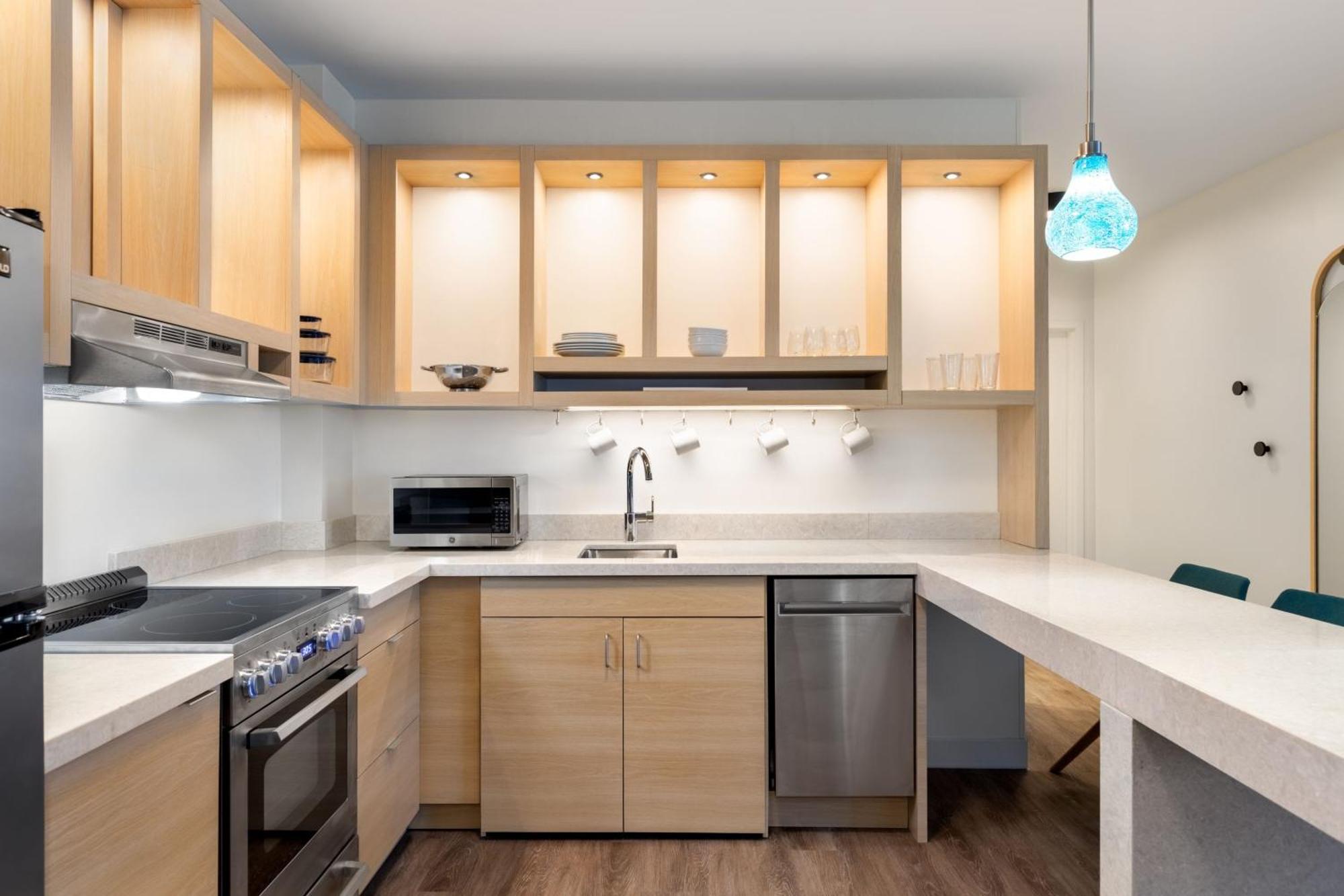 Towneplace Suites By Marriott Geneva At Spire Academy Exteriör bild