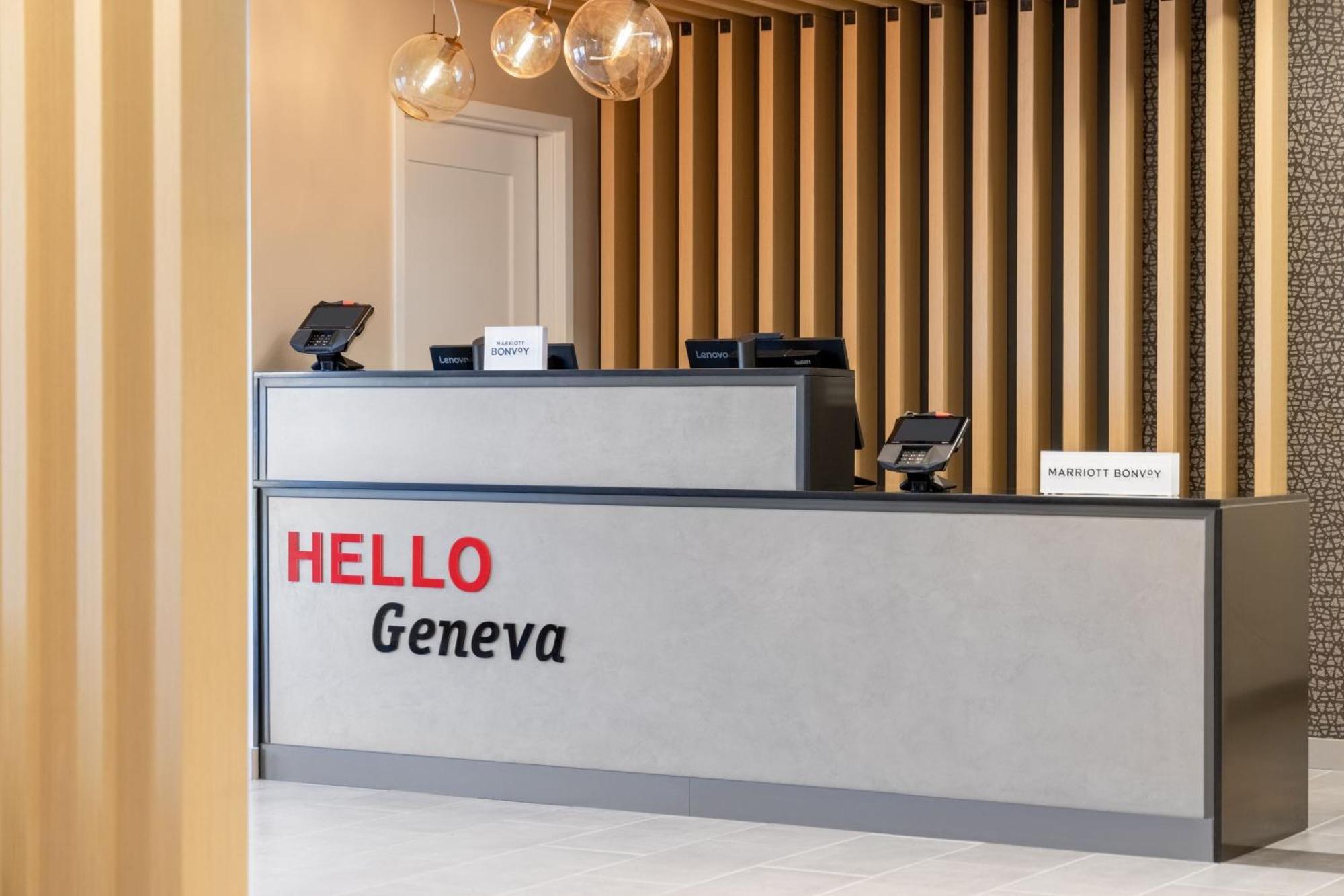 Towneplace Suites By Marriott Geneva At Spire Academy Exteriör bild